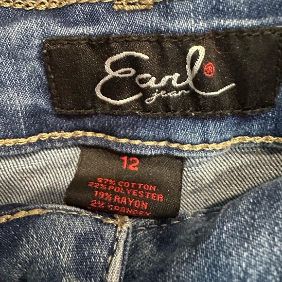 Earl Jeans Blue Distressed Jean Shorts - Picture 5 of 6